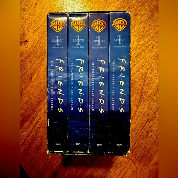 Friends VHS - Entire First Season - Picture 3 of 3